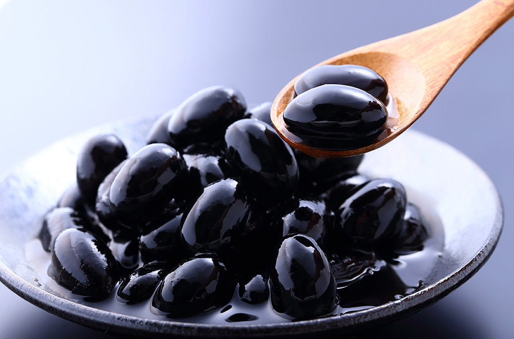 「黒豆」は色違いの大豆? 特有な栄養素やレシピを紹介!