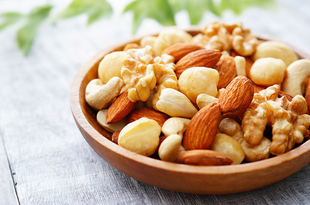 栄養豊富でヘルシーな「ナッツ」。その成分や食べ方を探る