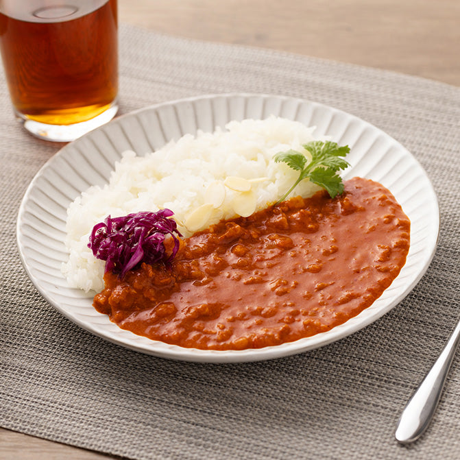 Fibee 完熟トマトのキーマカレー